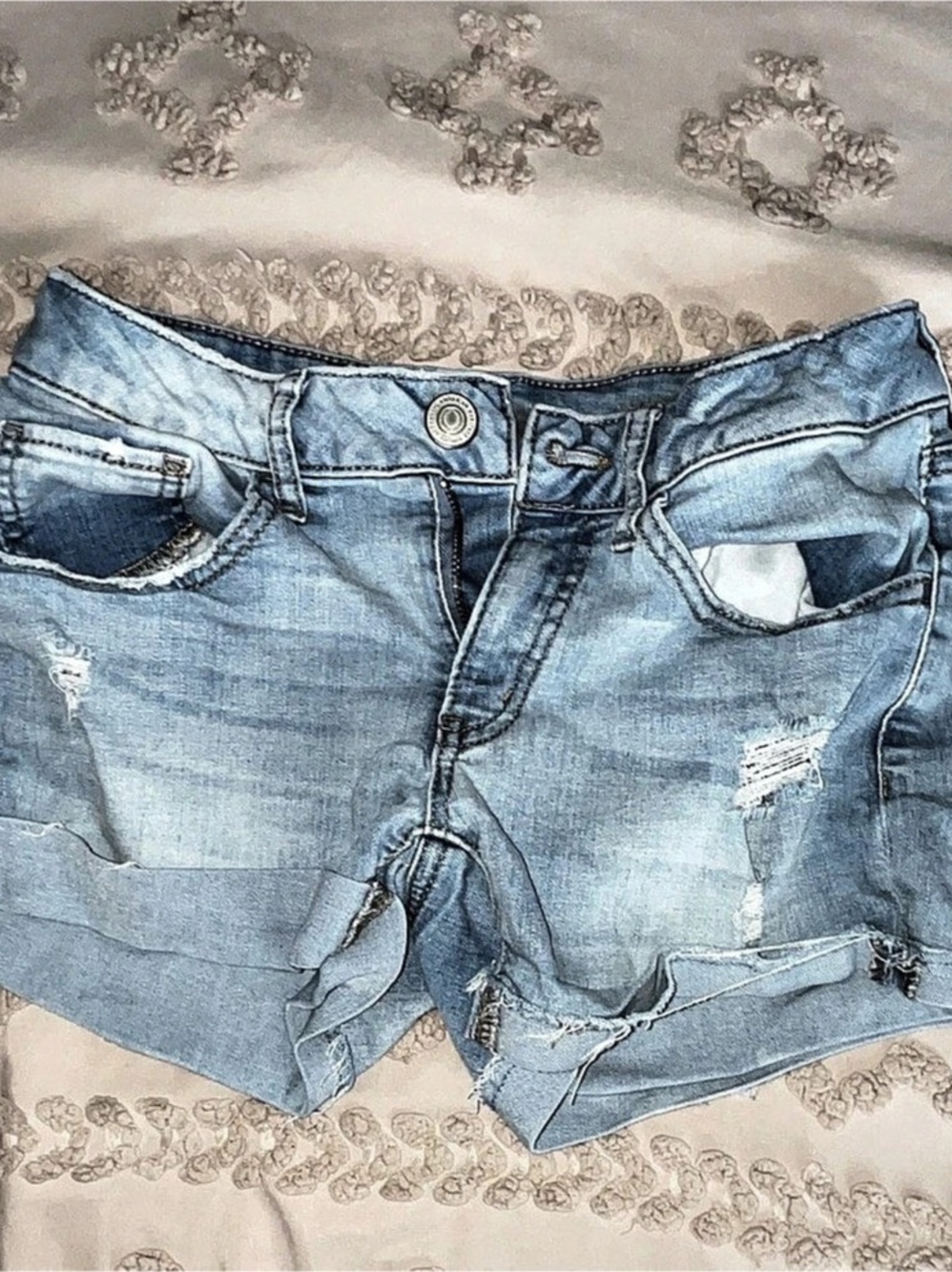 American Eagle Outfitters Distressed Denim Jean Shorts in Blue Waist 5